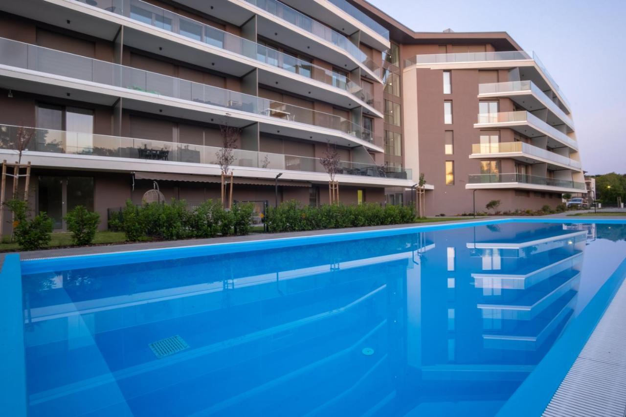 Myflat Coral Beach Apartment Шиофок Экстерьер фото