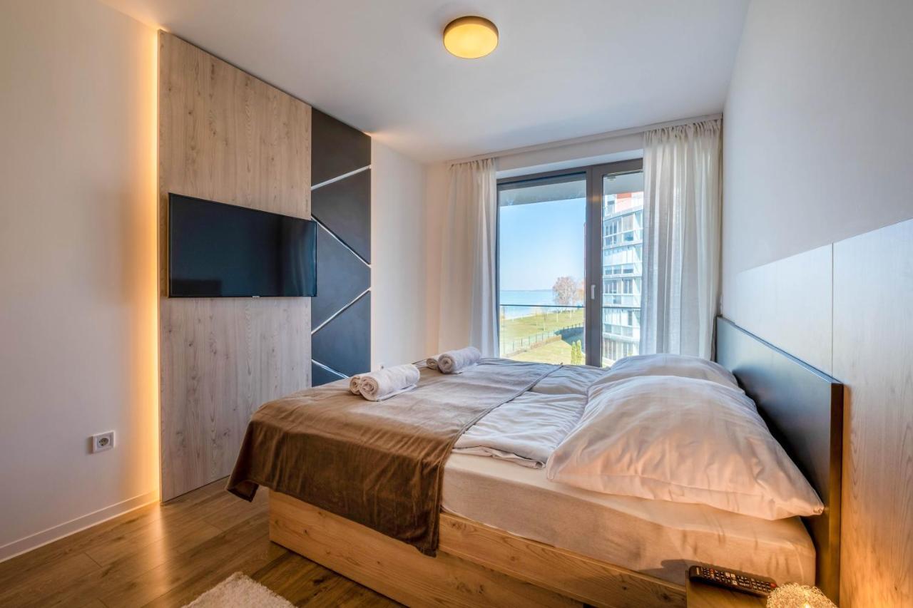 Myflat Coral Beach Apartment Шиофок Экстерьер фото