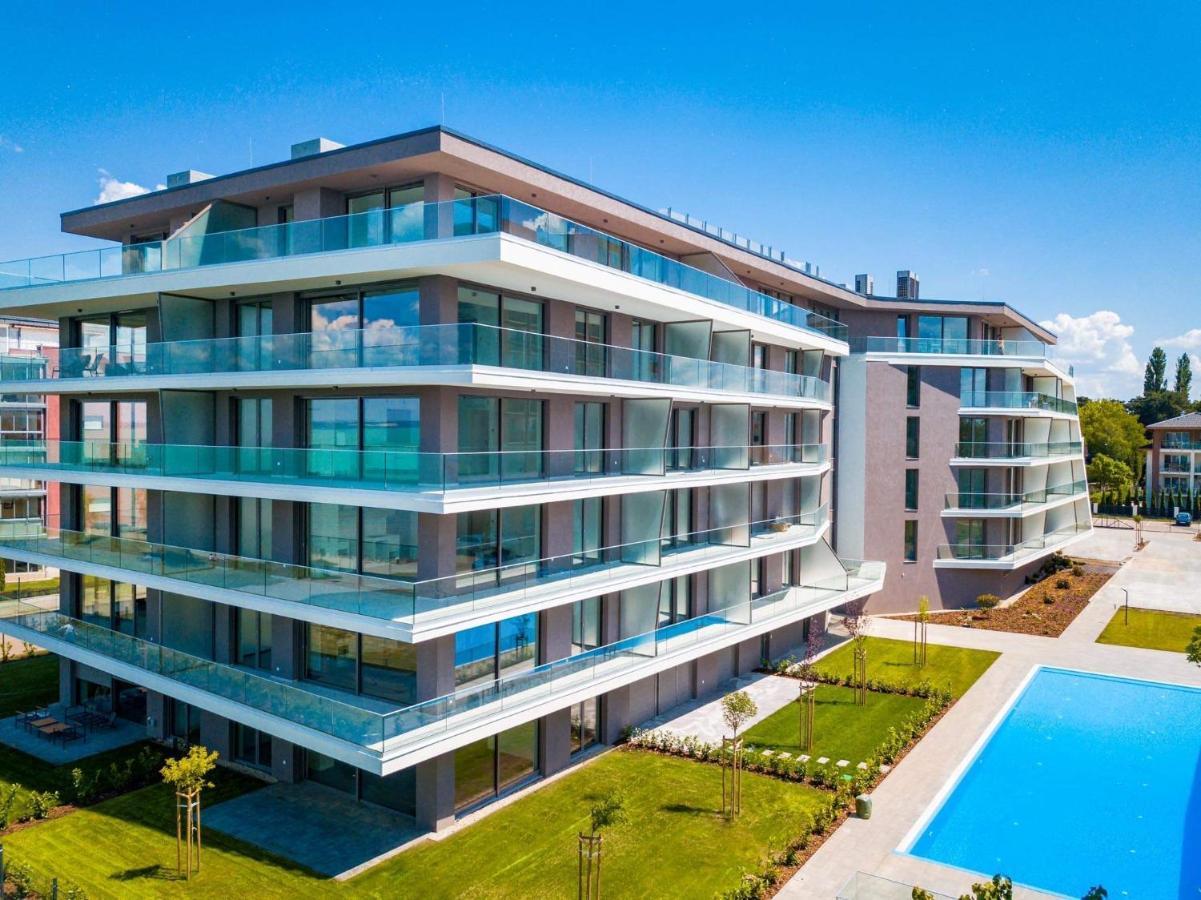 Myflat Coral Beach Apartment Шиофок Экстерьер фото